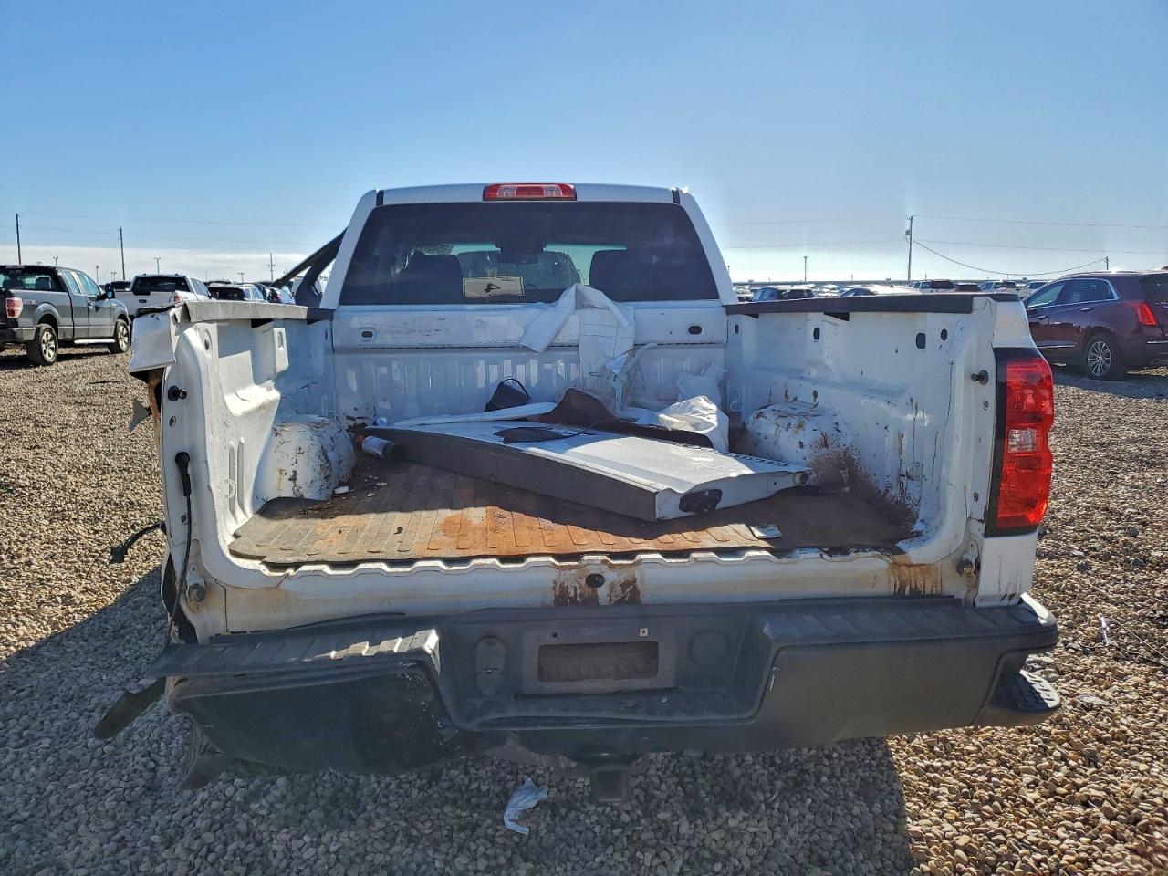 Chevrolet Silverado K1500 Image 11