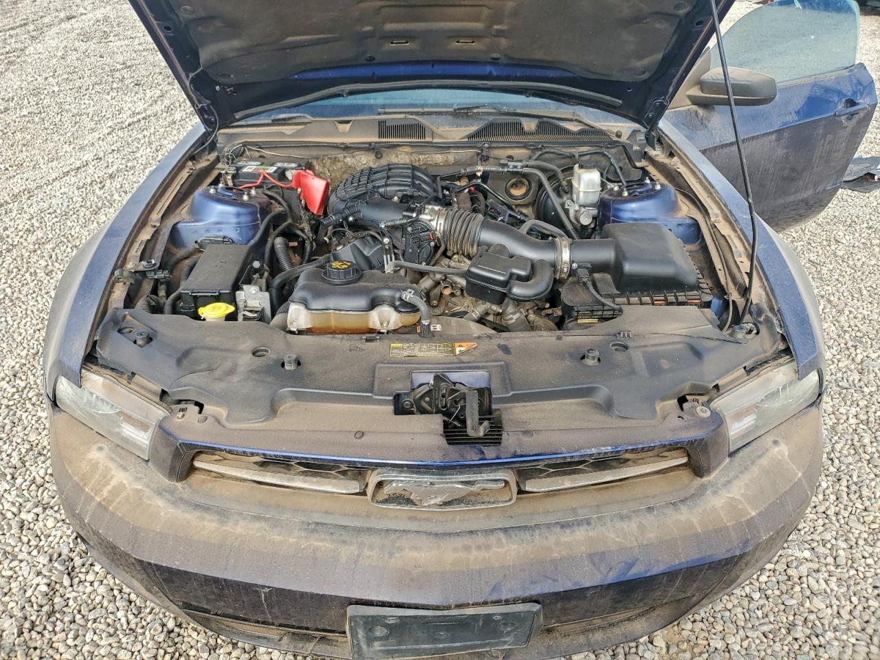 Ford Mustang Image 8