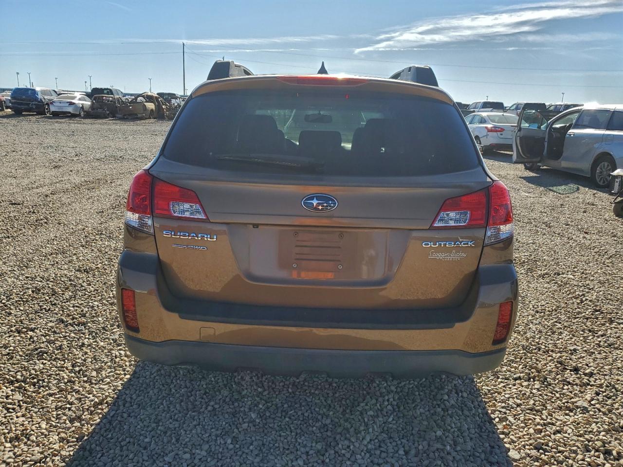 Subaru Outback 2.5i Limited Image 12