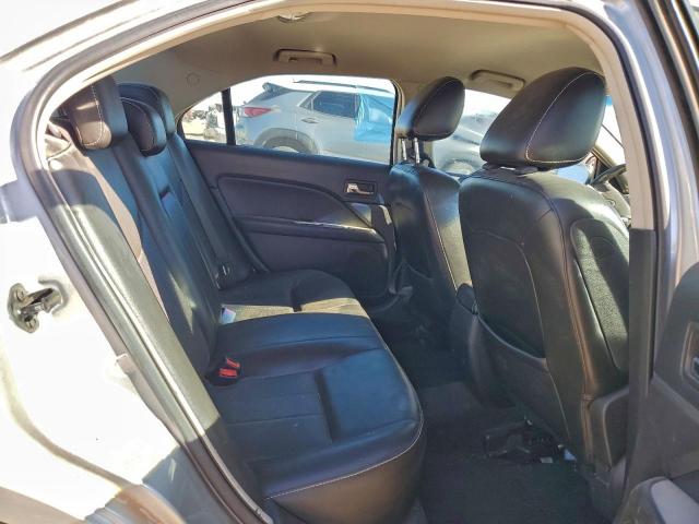 Mercury Milan Premier Image 10