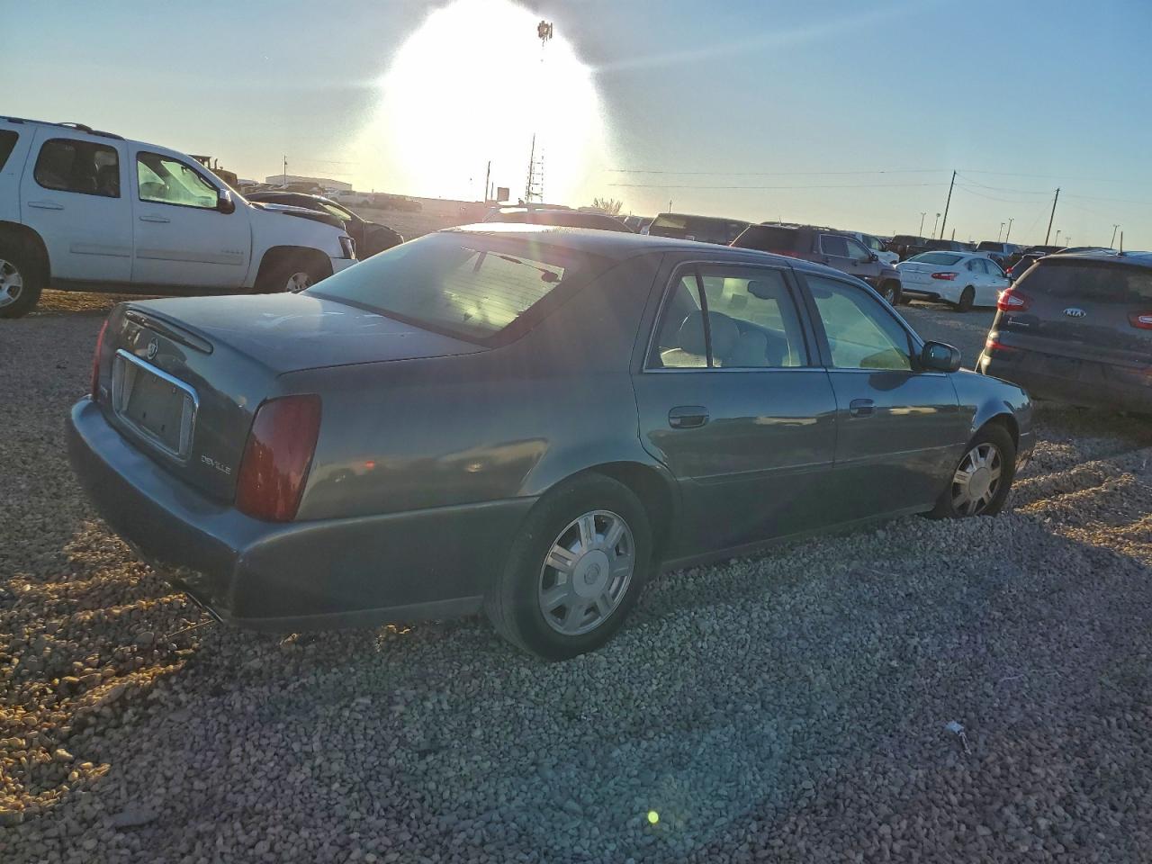 Cadillac DeVille Image 8