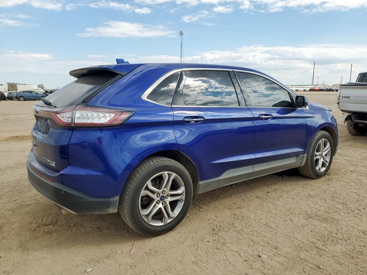 Ford Edge Titanium Image 4