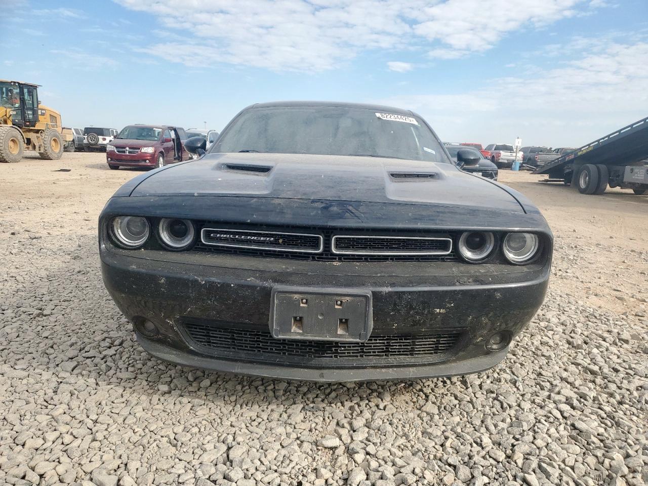 Dodge Challenger Sxt Image 6