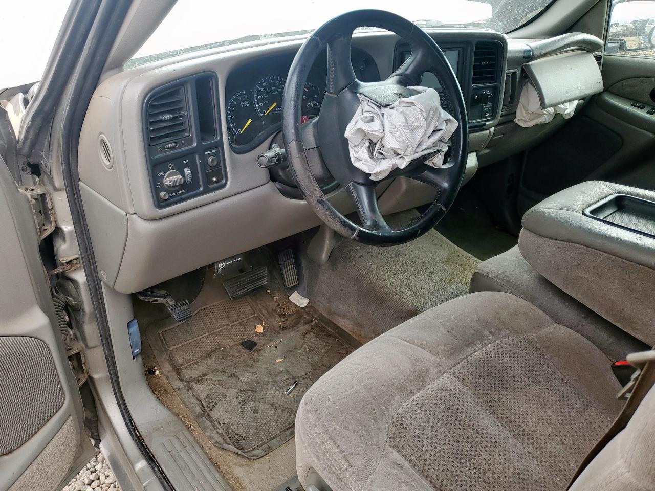 Chevrolet Silverado C1500 Image 6