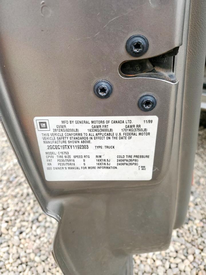 Chevrolet Silverado C1500 Image 10