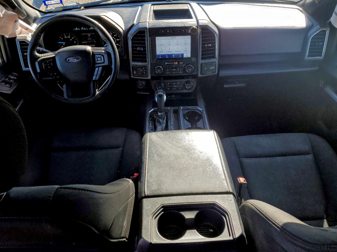 Ford F-150 Supercrew Image 10