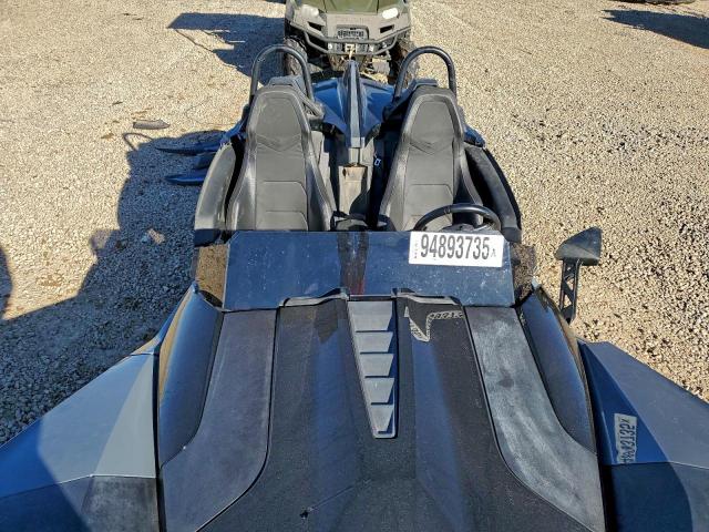 Polaris Slingshot Slr Image 3