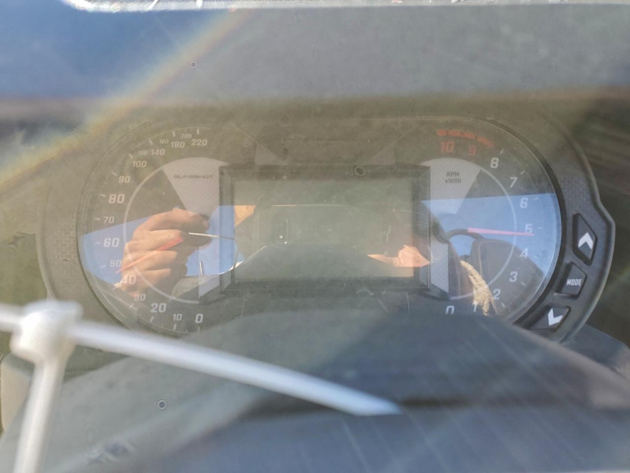 Polaris Slingshot Slr Image 4