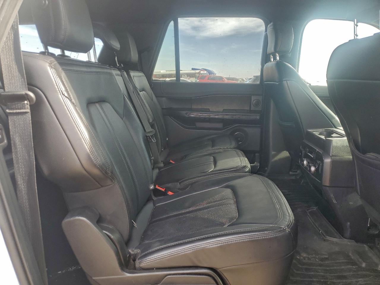 Ford Expedition Max Limited Image 12