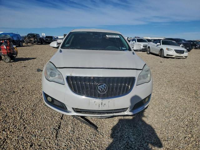 Buick Regal Image 4