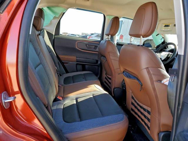 Ford Bronco Outer Banks Image 11