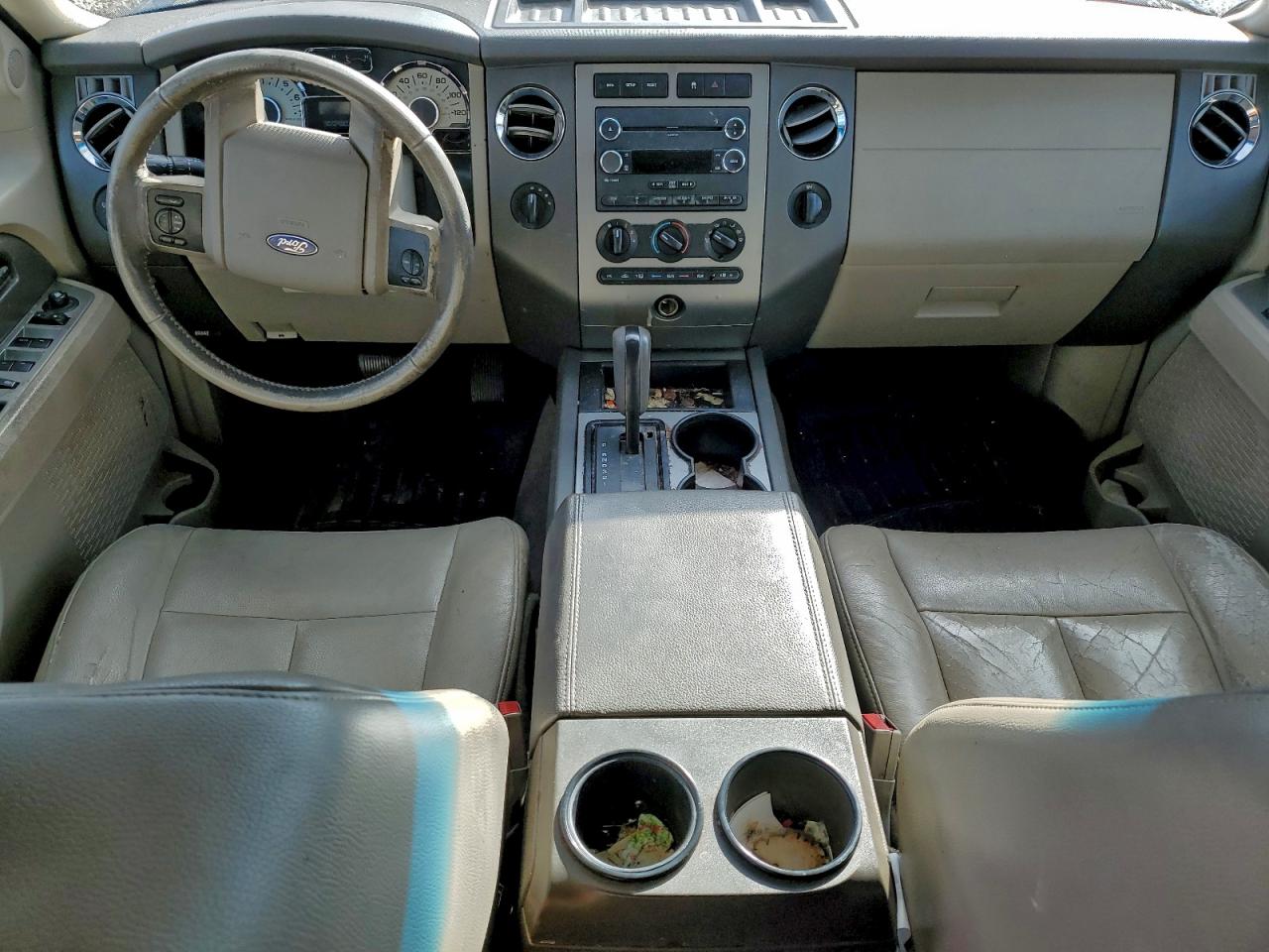 Ford Expedition Xlt Image 3