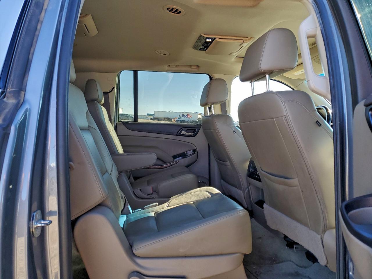 GMC Yukon K1500 Slt Image 11