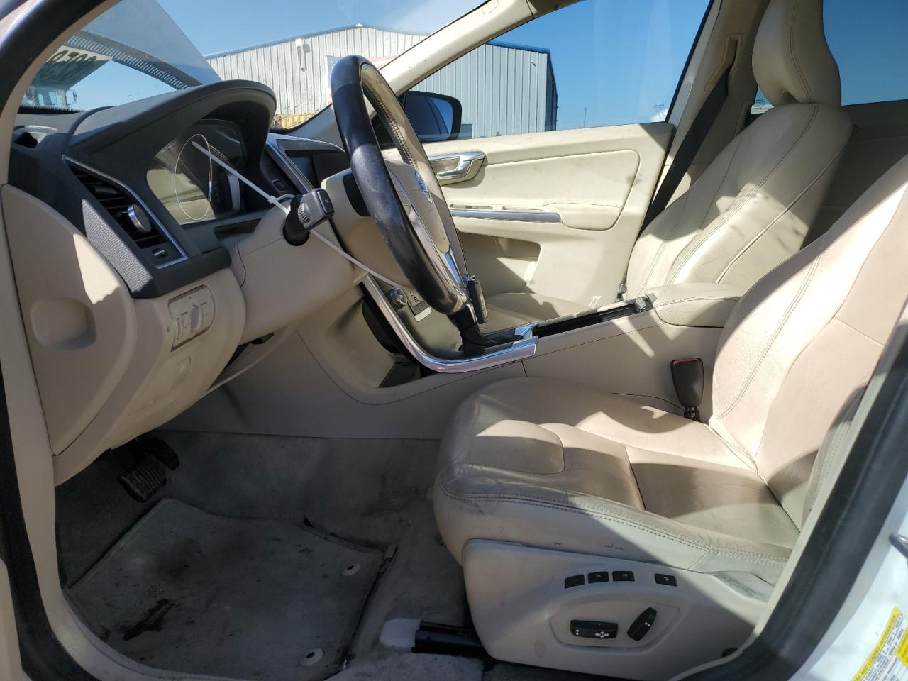 Volvo XC60 T5 Premier Image 4